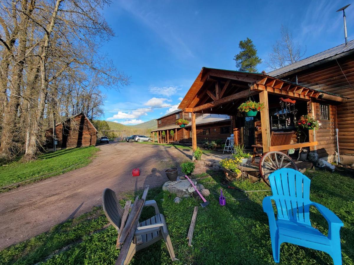 Bear Creek Ranch Bed & Breakfast Essex Exterior foto